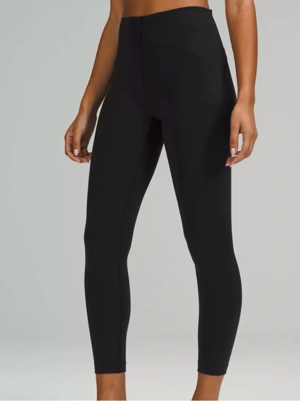 Lululemon InStill Black hi-rise black leggings 25” sz 4